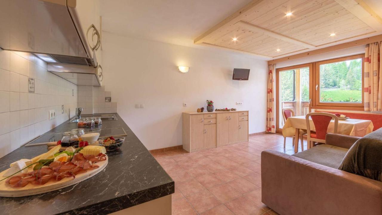 Agriturism Gscnara Apartment San Martino in Badia Luaran gambar