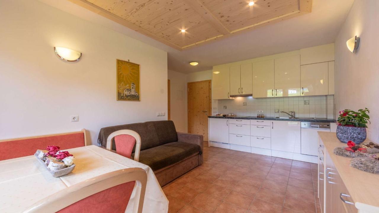 Agriturism Gscnara Apartment San Martino in Badia Luaran gambar